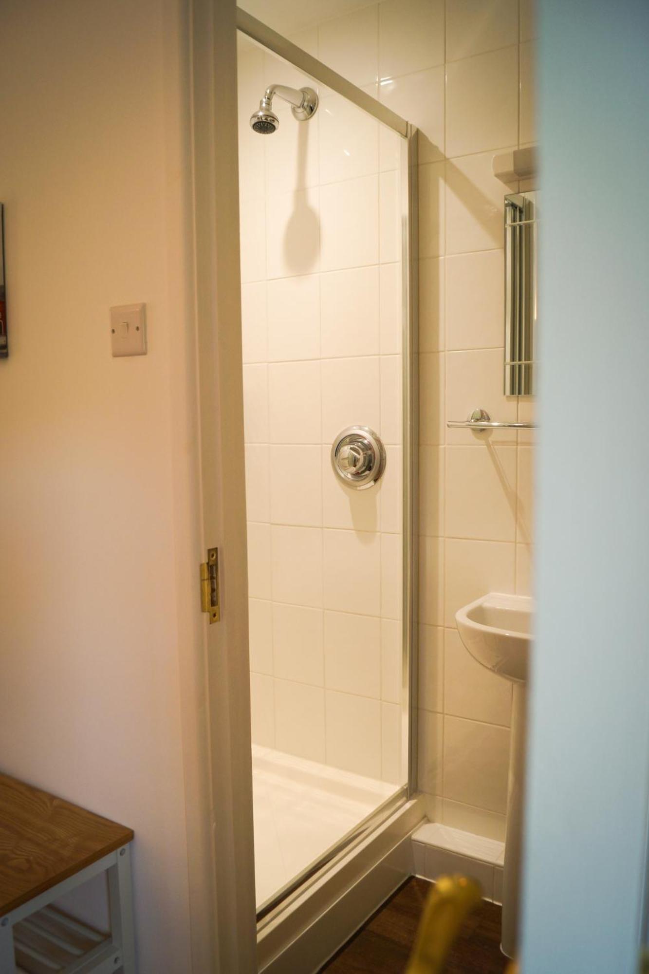 Lemon Tree Rooms - Newly Refurbished Coastal Stay Swyre Екстер'єр фото