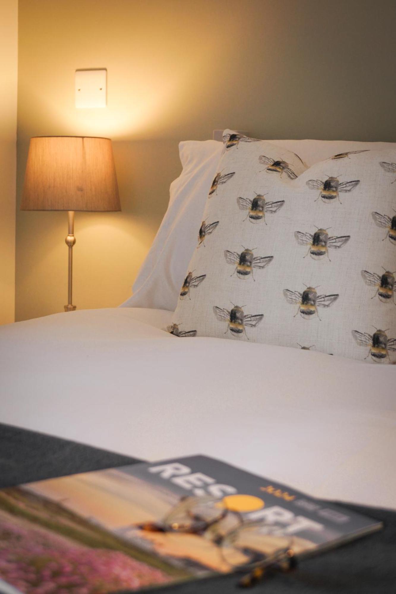 Lemon Tree Rooms - Newly Refurbished Coastal Stay Swyre Екстер'єр фото
