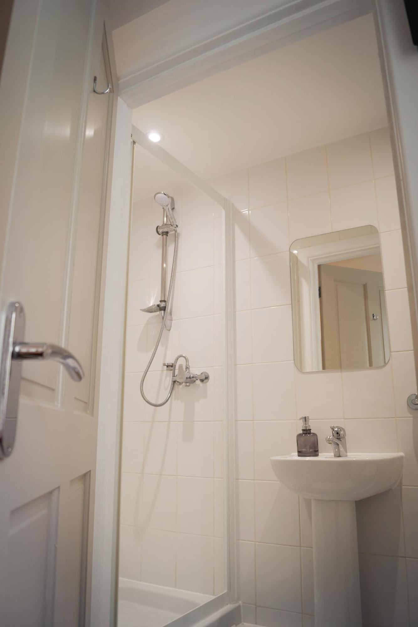 Lemon Tree Rooms - Newly Refurbished Coastal Stay Swyre Екстер'єр фото